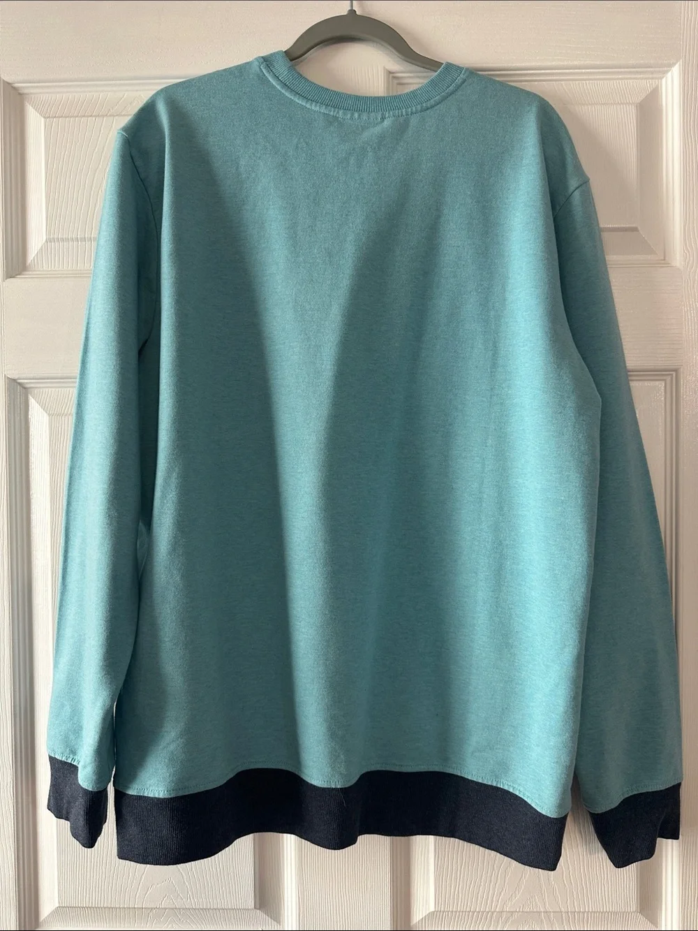 NWT Patagonia Men’s Crewneck Sweatshirt in crevasse blue with navy trim